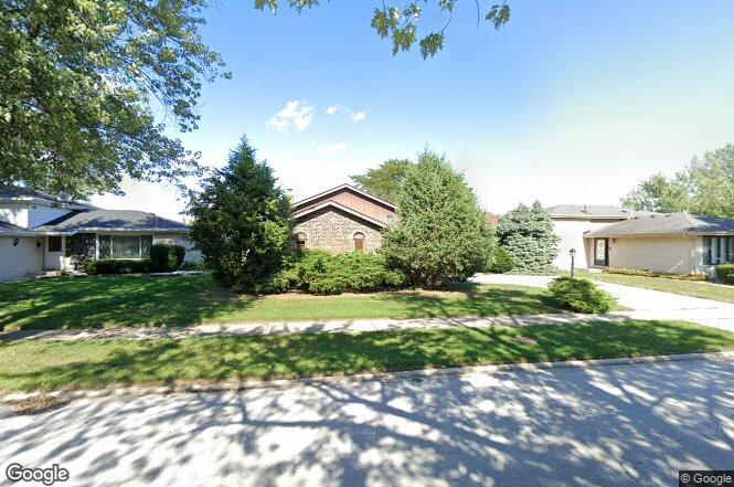 Property Image of 714 East 193rd Place