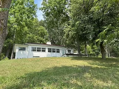 Property Image of 552 Lake White Road