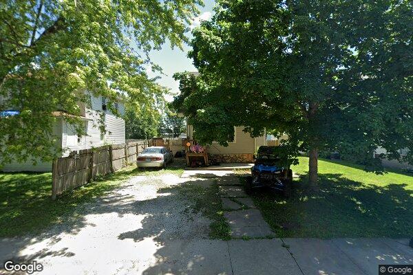 Property Image of 907 Johnson St