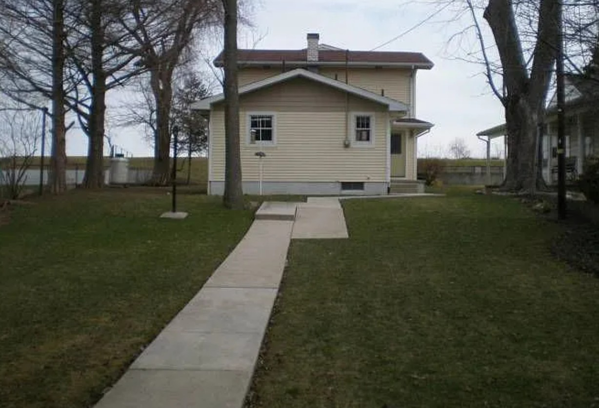 Property Image of 12403 Lagoon Drive