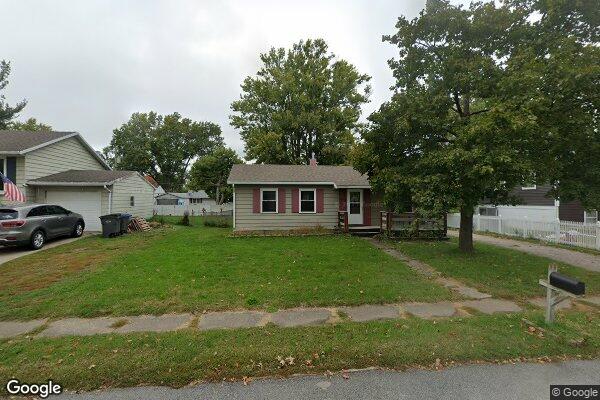Property Image of 813 4th Ave E