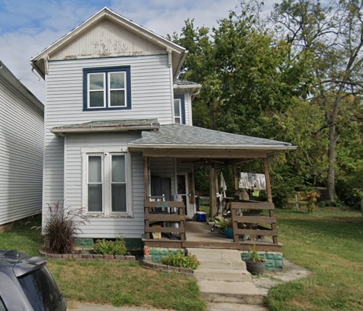 Property Image of 226 E Northern Avenue