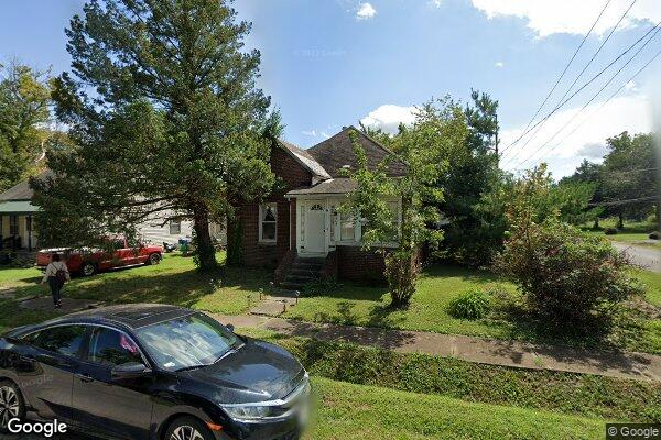Property Image of 402 East Lindell Street