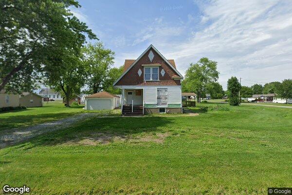 Property Image of 607 W Deck St