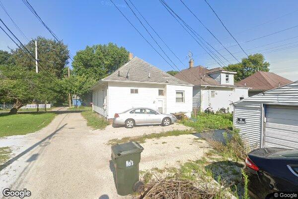 Property Image of 104 S Cottage Grove Ave