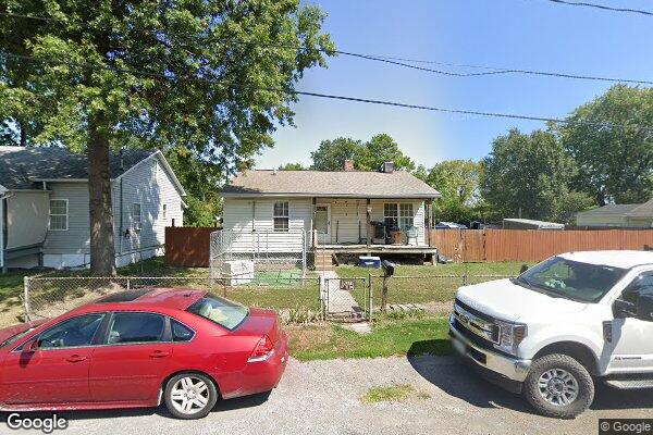 Property Image of 725 27th Place