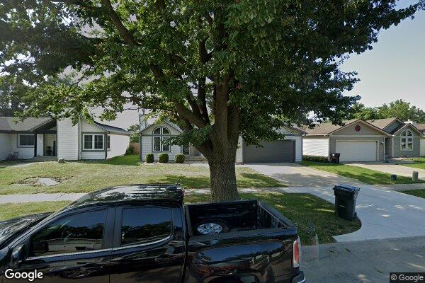 Property Image of 909 West Eads Street