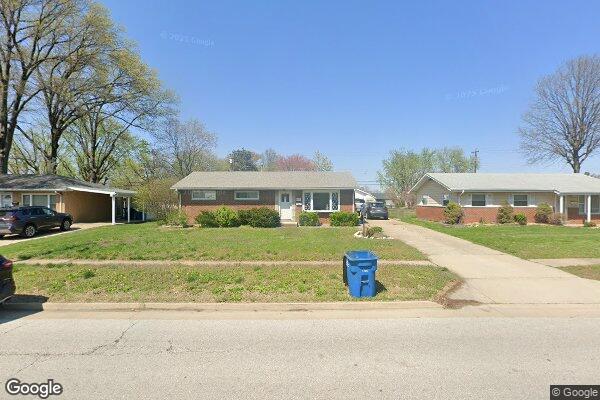 Property Image of 2561 Stratford Ln