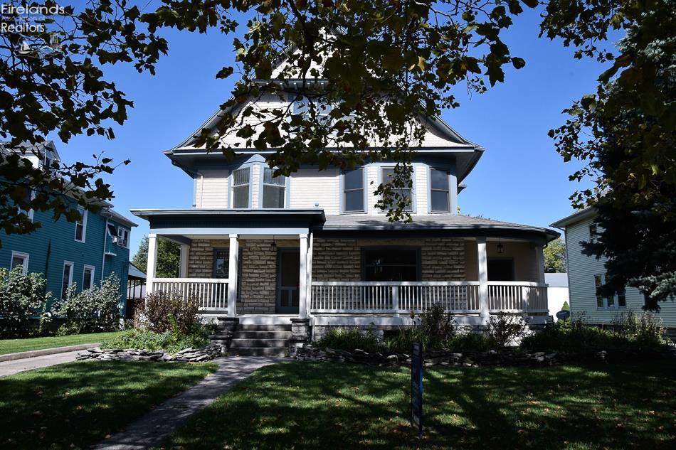 Property Image of 521 East 2nd Street