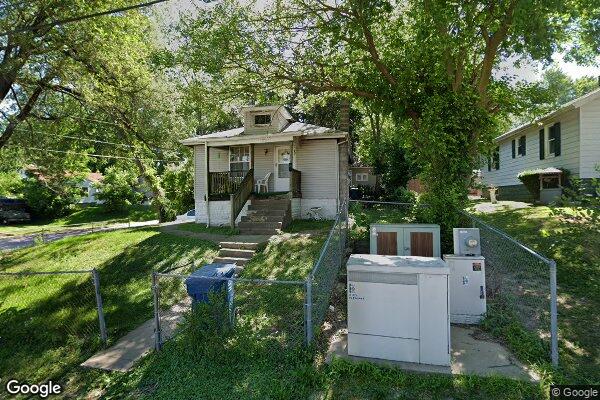 Property Image of 2123 Pleasant Street