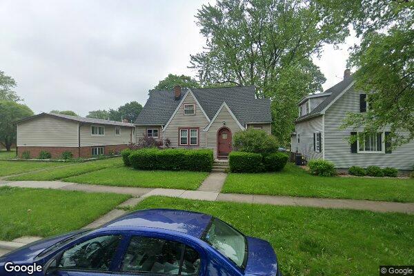 Property Image of 320 N. CENTER AVE.