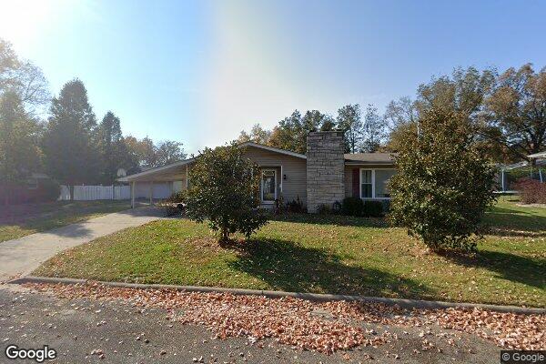 Property Image of 985 S BROADWAY ST