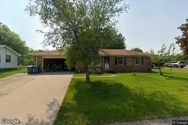 Property Image of 909 18TH ST