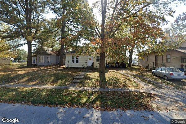 Property Image of 604 East Washington