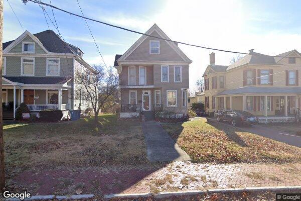 Property Image of 419 Bluff Street