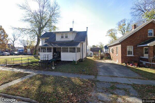 Property Image of 616 Main St