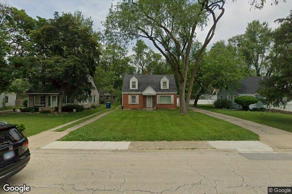 Property Image of 1925 East Linden Street