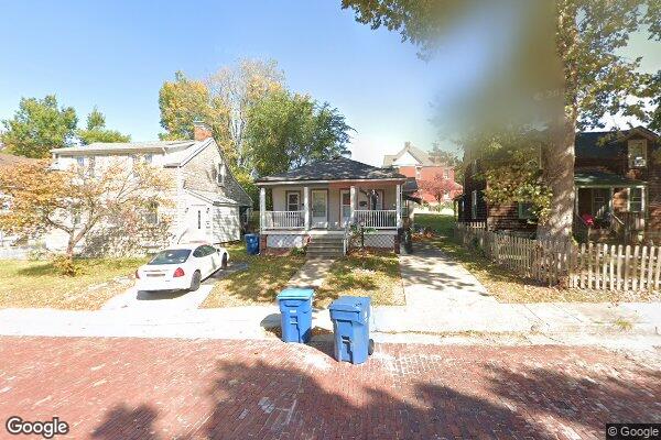 Property Image of 418 E 7th St