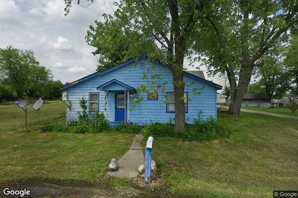 Property Image of 2932 E Oak St.