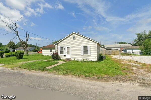 Property Image of 32 Ray St