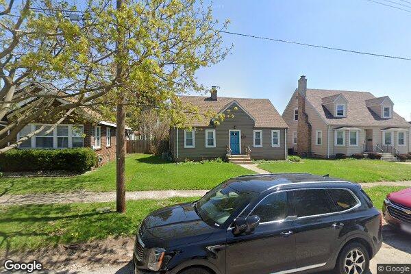 Property Image of 608 Shaw St