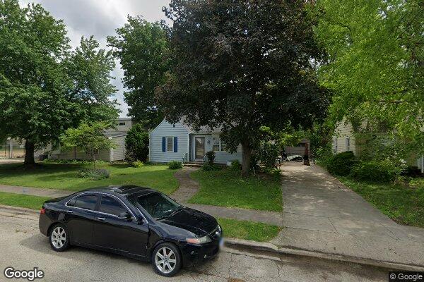 Property Image of 727 East Chapin Street