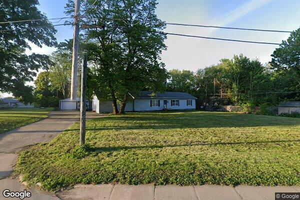 Property Image of 604 Bloomington Rd
