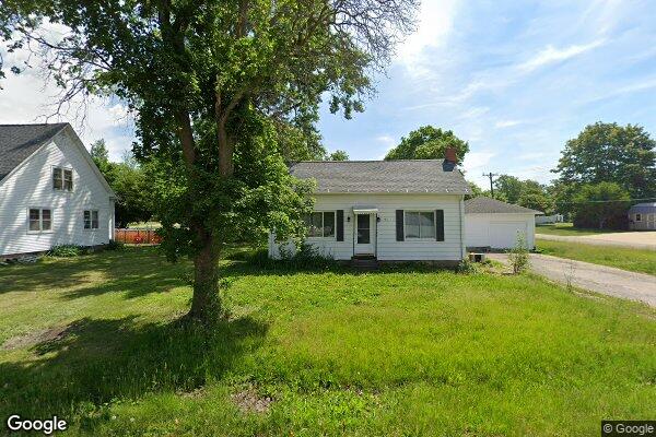 Property Image of 401 N. PINE ST.