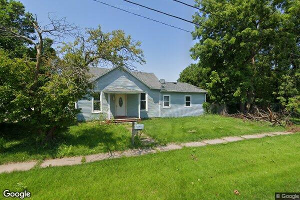 Property Image of 1032 S 6th St