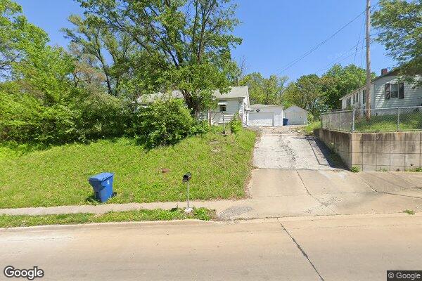 Property Image of 2467 Seminary St